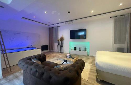 L'Eden Spa - Jacuzzi - Saint-Etienne - Foto 18