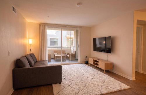 Peaceful 1BR & 2BR MDR Retreat Close to Venice Beach with Pool & Gym - Foto 37