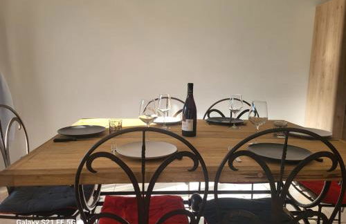 Maison située dans un petit village - Photo 5