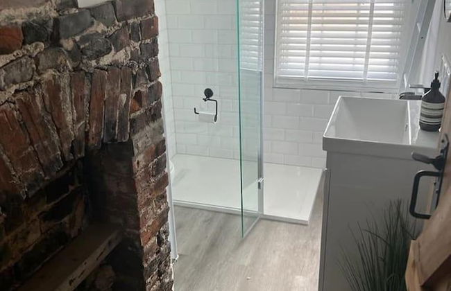 2 Bed Grade 2 - Dates Back to 1500's - Foto 11