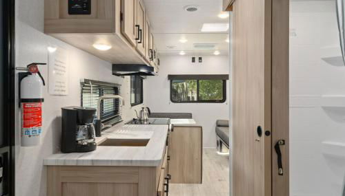 New Listing RV in Mount Dora 45 Mins from Disney - Foto 5