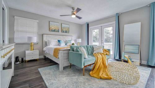 Stylish Lake home with HUGE POOL, Arcade with PS5,and Theater Just 5 min from Legoland - Foto 2