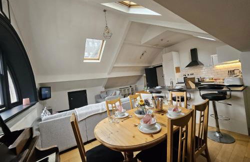 2 Bedroom City Centre Penthouse Loft Apartment - Foto 10