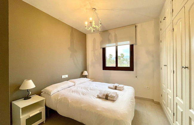 Sunlit Villa Near Golf - Foto 3