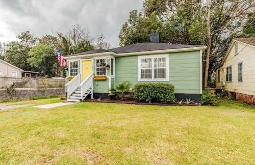 Sunny Midtown Cottage- Midtown Mobile - Photo 33