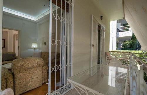 Retro 2-Bdrm House Near Metro in Heraklion by ΜΡS - Foto 14