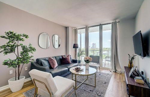 Coconut Grove 1 bedroom condo parking included - Foto 6