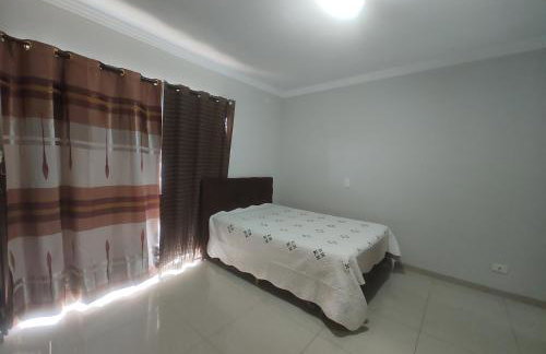 Sobrado grande disponível em ótima localização - Foto 8