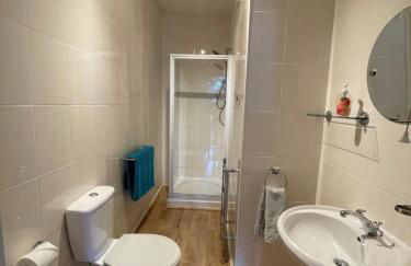 Central Barmouth Town House - Near Beach - Sleeps up to 16! - Foto 10