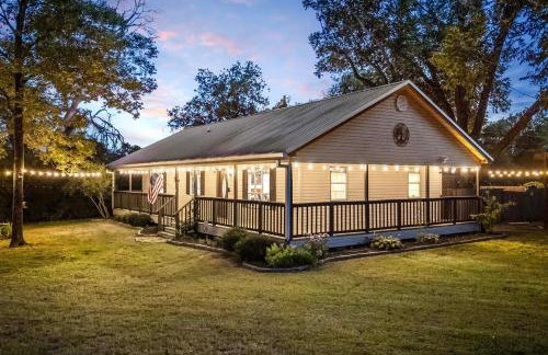 Peace, Space and Starry Nights Ranch Home in Azle - Photo 29