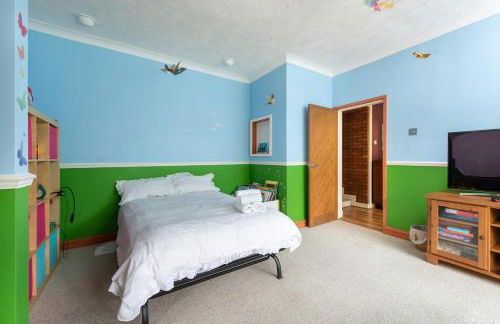 Spacious 5BR Home in Redditch - Foto 7