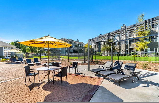 1st Fl King Beds Pool Garage - Near AFB - Foto 31