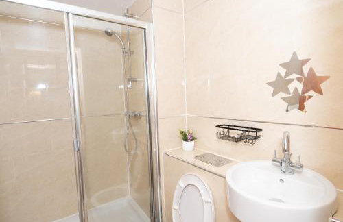 City Center, Free WiFi for Contractor, Family - Foto 12