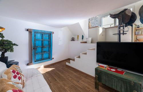 Casa Estábulo- Cozy Rustic Farmhouse (HORSE LOFT) - Foto 5