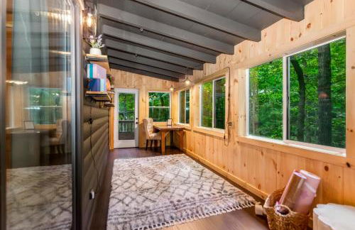 Downward Dog Lodge - Mountain Yoga Retreat, Hot Tub & Pet-Friendly Escape - Foto 42