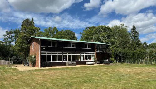 Spacious and stylish with games room, huge garden, peaceful surroundings - Foto 2