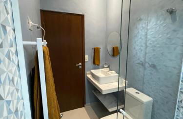 Casa nova em condomínio fechado no coração da Praia da Baleia - Foto 27