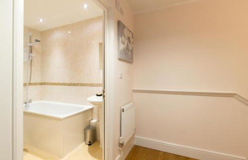 Velvet 1-bedroom Apartment The Clockhouse, Hoddesdon - Foto 36