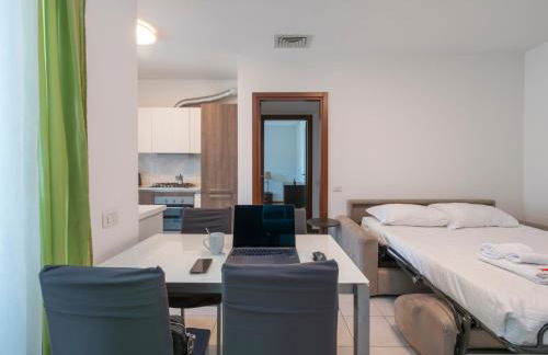 Bicocca, Free PARKING, Private Garage, Metro M5 200m, Garden, Kids & Pet Friendly - Foto 32