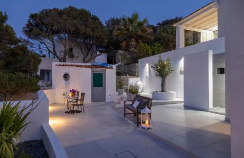 Restia Seaside Apartment II, 50m from Megas Gialos Beach - Foto 18