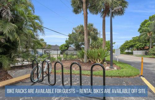 Enit Unit -Close to Elevator and Pool Views - Foto 38