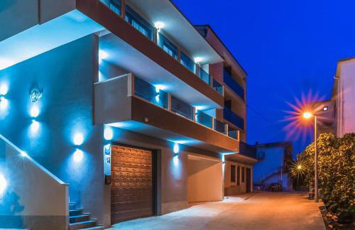 Luxury Apartment Lorena - Private Heated Pool - - Photo 73