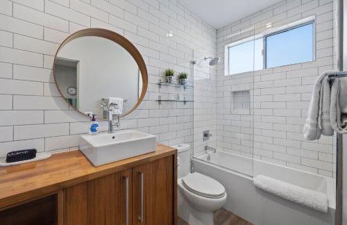 Bon Vivant Palms - 4BR in Movie Colony - Foto 45