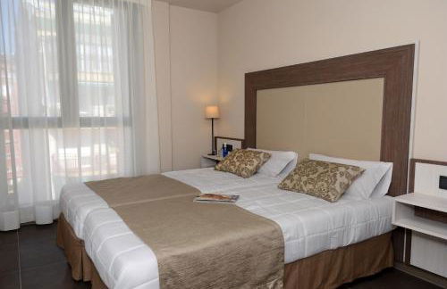 Pierre & Vacances Barcelona Sants - Foto 6