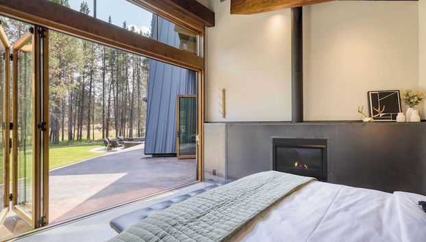 Lazy River Glamp-house by Avantstay Newly Built, Luxe Indoor-outdoor Living - Foto 5, Habitación