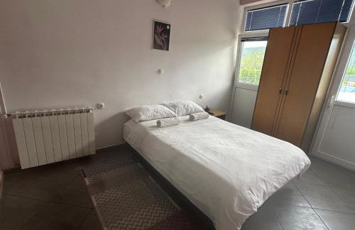 Apartments Brkić, Lozovac Krka NP with Pool - Foto 25