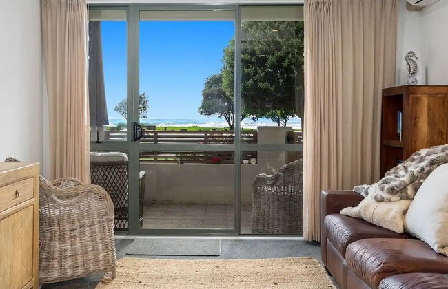 Beachpoint Apartments - Foto 1