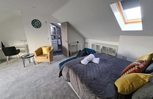 SAV 5 bedroom Executive detached house in Leiceste - Photo 37
