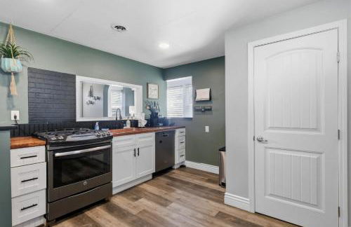 Charming Historic Foursquare Home 4BR Backyard - Foto 17