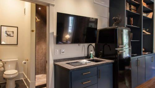 Intimate Library Studio - Minutes to Forsyth Park - Foto 2