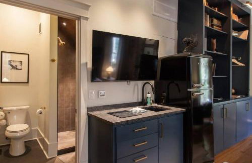 Intimate Library Studio - Minutes to Forsyth Park - Foto 2