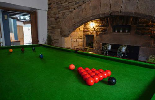 Bulls Head Historic Home With Garden And Hot Tub - Photo 27