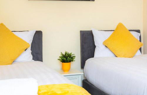 3 Bedroom House, Free Parking and Self Check In - Foto 26