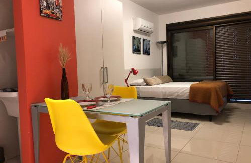 Apartamento Perfeito Casemiro, 199 - RETIRADA DAS CHAVES MEDIANTE AGENDAMENTO COM UMA HORA DE ANTECEDÊNCIA COM ANDREIA OU LUIS - Foto 1