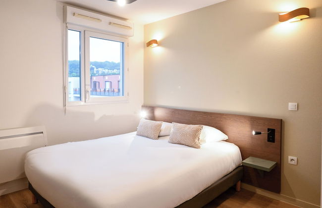 Comfort Aparthotel Versailles Saint Cyr l'Ecole - Foto 14