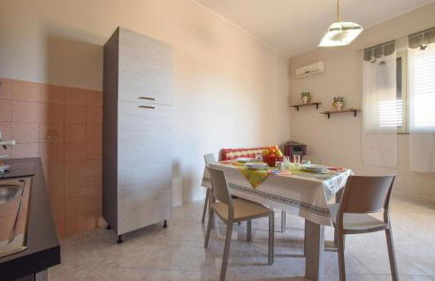 Nice Apartment In Acquedolci With Wifi - Foto 2