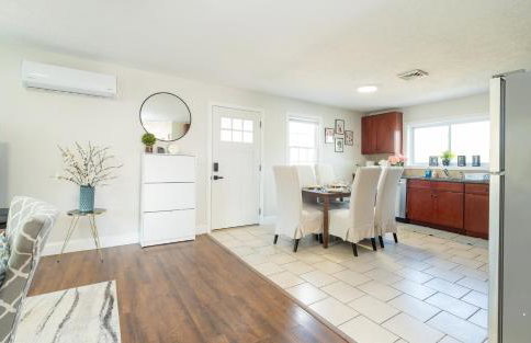 12BCozy 3BR Apartment with Koi Pond in Worcester - Foto 10