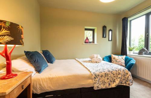 Acorn Lodge Luxury Retreat In a Stunning Oasis With Hot Tub - Pass the Keys - Foto 35