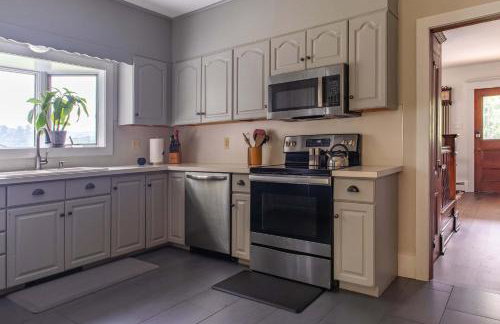 Luxury Estate with Wood Stove and Hot Tub - Dancing Doe Estate - Foto 21