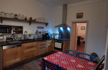 Grande maison de ville avec jardin Valence en Poitou pour 8 à 14 personnes - Foto 12