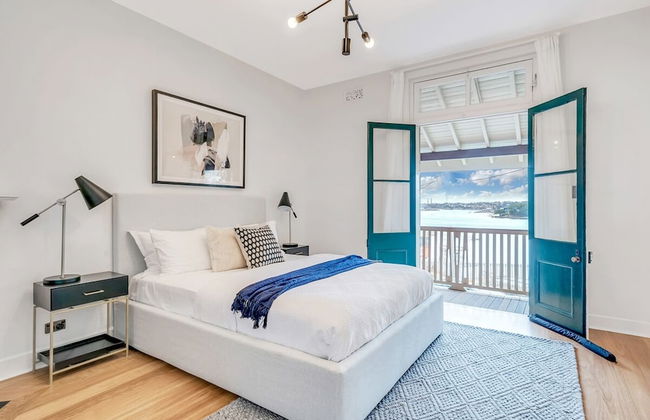 Harbour View Terrace House In The Heart Of The Rocks - Photo 1