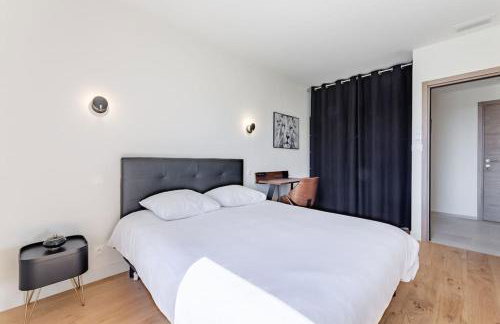 VillaCadière Vue Mer et Vignes Piscine à débordement - Foto 49