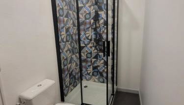 Appartement F1 - Foto 3, Shower