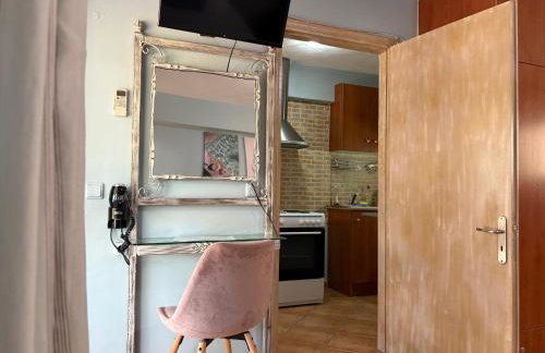 Akrotiri Rooms - Photo 11