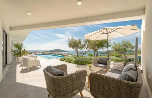 Villa Marvela - Family 4 Bedroom - Photo 29