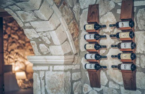 Villa Tramonto with Private Heated Pool, by ZanteWize - Foto 23